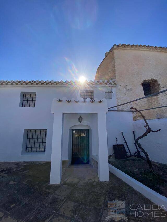 Cortijo Vigas: Country house for Sale in La Alqueria (Velez Rubio), Almería