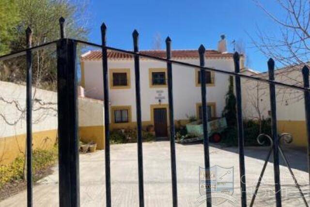 Cortijo Molino: Country house for Sale in Las Juntas (Velez Blanco), Almería