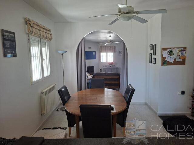 Casa de Sol: Villa for Sale in Arboleas, Almería