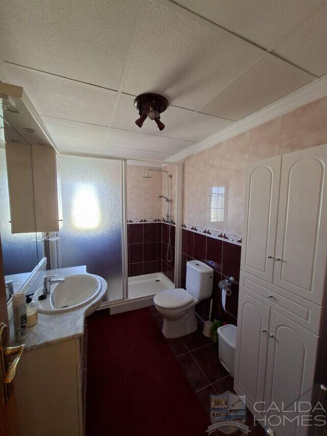 Casa de Zeus: Villa for Sale in Arboleas, Almería