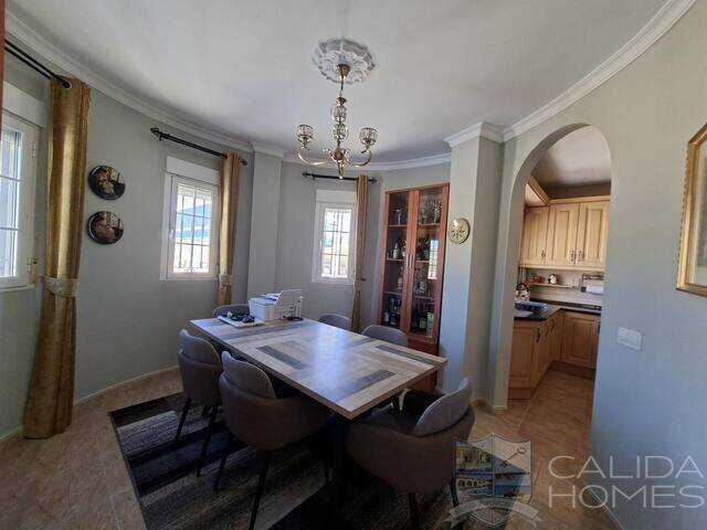 Casa de Zeus: Villa for Sale in Arboleas, Almería