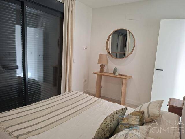 Bella Valle Del Este: Villa for Sale in Vera, Almería