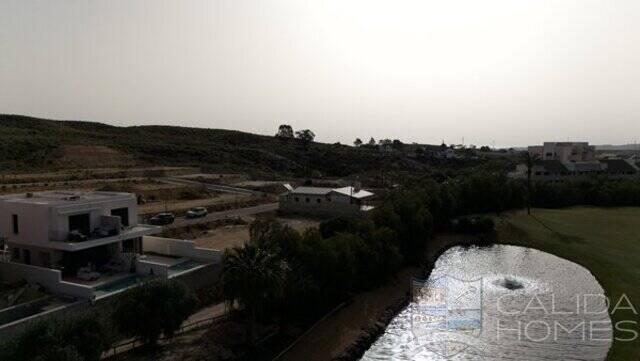 Bella Valle Del Este: Villa for Sale in Vera, Almería