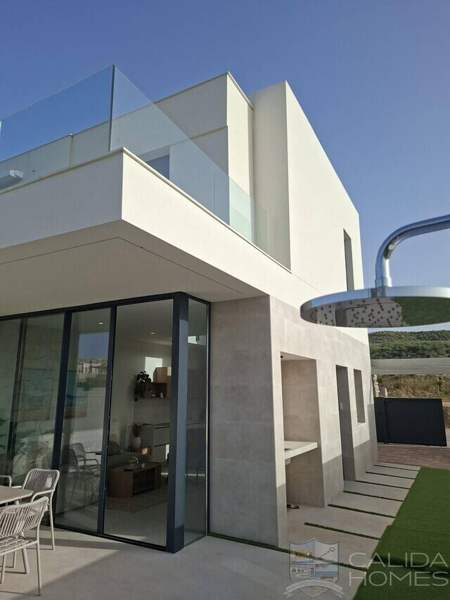 Bella Valle Del Este: Villa for Sale in Vera, Almería