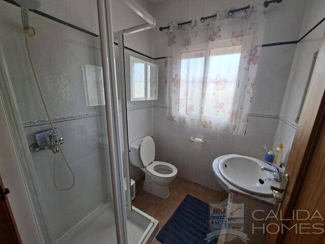 Casa de Estrella: Villa for Sale in Arboleas, Almería