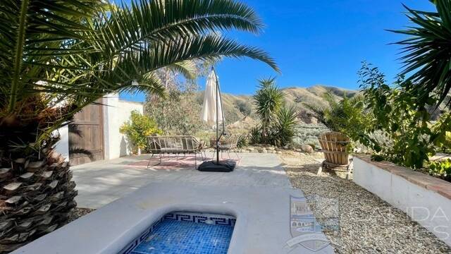 Casa Valley: Country house for Sale in Cantoria, Almería