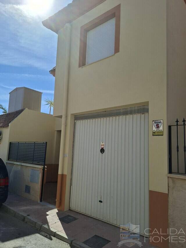 Duplex Magnolia: Town house for Sale in La Alfoquia, Almería