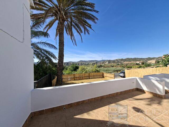Casa Nueva: Town house for Sale in La Alfoquia, Almería