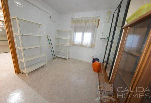 Casa Lindo: Country house for Sale in Albox, Almería