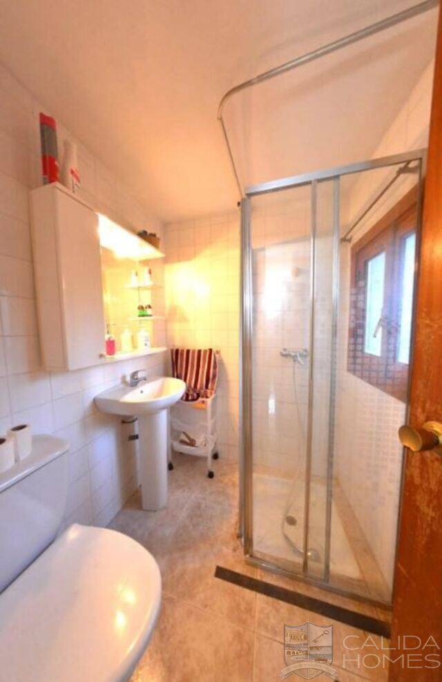 Casa Lindo: Country house for Sale in Albox, Almería