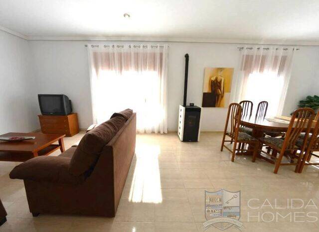 Casa Lindo: Country house for Sale in Albox, Almería