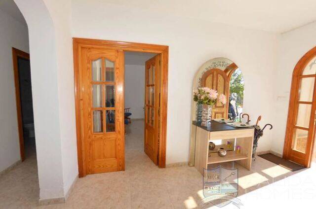 Casa Lindo: Country house for Sale in Albox, Almería