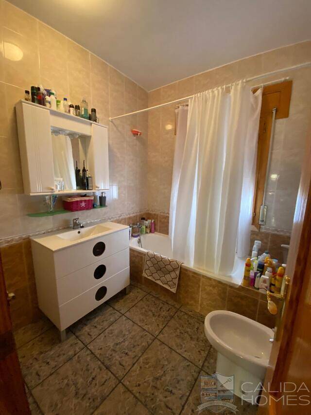 Casa Cierva: Town house for Sale in Oria, Almería