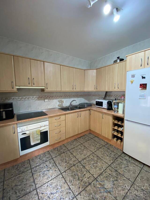 Casa Cierva: Town house for Sale in Oria, Almería