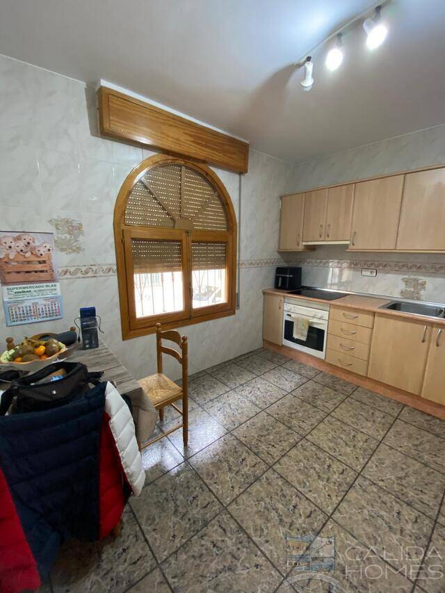 Casa Cierva: Town house for Sale in Oria, Almería