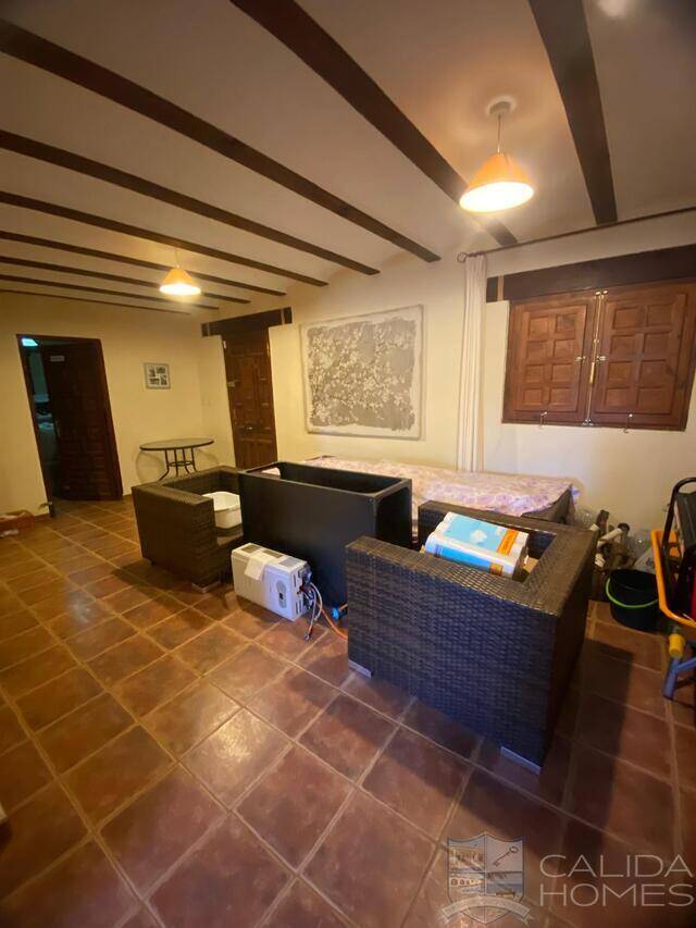 Cortijo Arbol: Country house for Sale in Oria, Almería