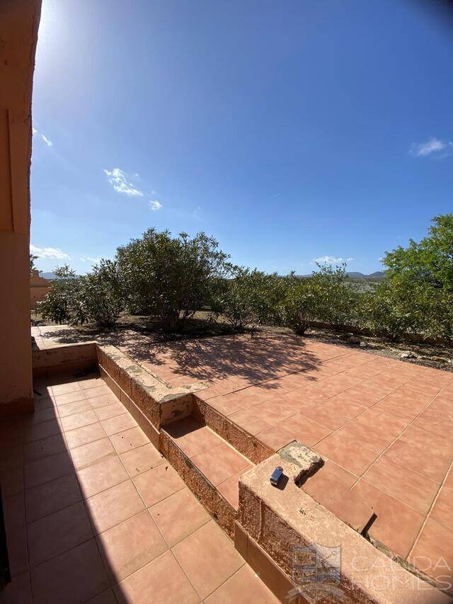 Cortijo Arbol: Country house for Sale in Oria, Almería