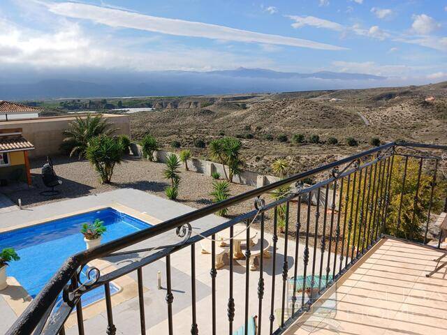 Villa Paloma: Villa for Sale in Partaloa, Almería