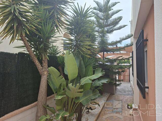 Duplex Bonita: Town house for Sale in La Alfoquia, Almería