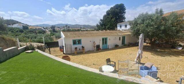 Casa Carrascos: Country house for Sale in Arboleas, Almería