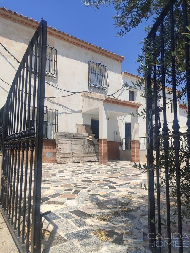 Casa Cinta: Town house for Sale in Arboleas, Almería Casa Cinta: Town house for Sale in Arboleas, Almería