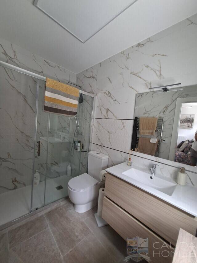 Villa Marshy: Villa for Sale in Arboleas, Almería
