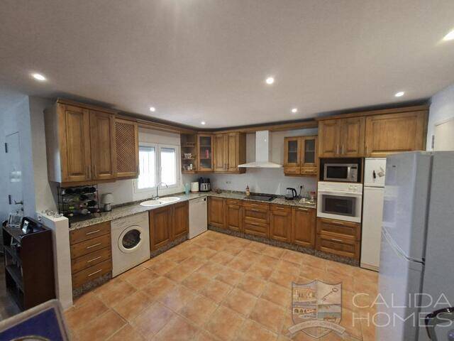 Villa Solare: Villa for Sale in Huercal-Overa, Almería Villa Solare: Villa for Sale in Huercal-Overa, Almería