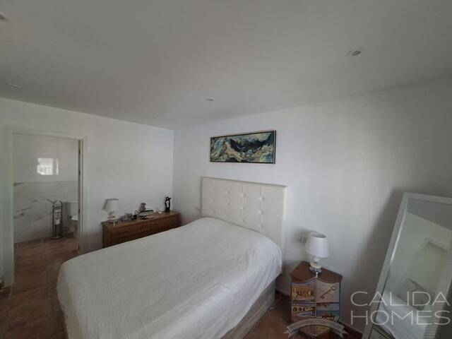 Villa Solare: Villa for Sale in Huercal-Overa, Almería Villa Solare: Villa for Sale in Huercal-Overa, Almería