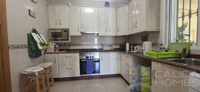 Villa Sable: Villa for Sale in Arboleas, Almería