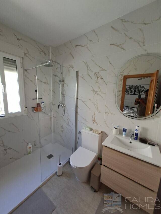 Villa Lua: Villa for Sale in Arboleas, Almería