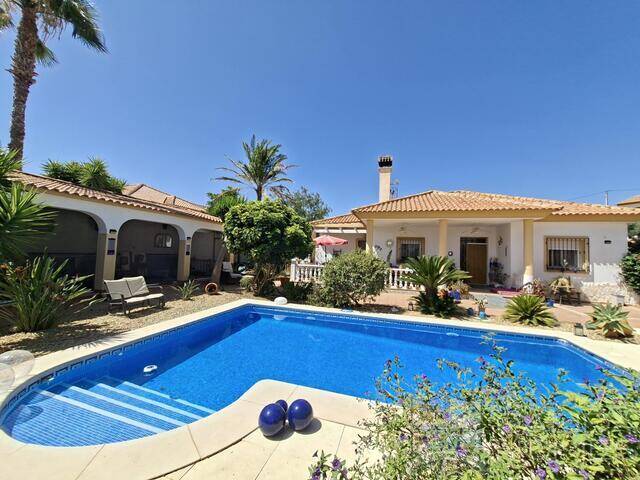 Palmera Dulce: Villa for Sale in Arboleas, Almería Palmera Dulce: Villa for Sale in Arboleas, Almería