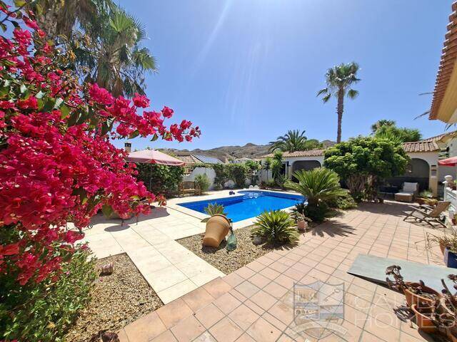 Palmera Dulce: Villa for Sale in Arboleas, Almería Palmera Dulce: Villa for Sale in Arboleas, Almería