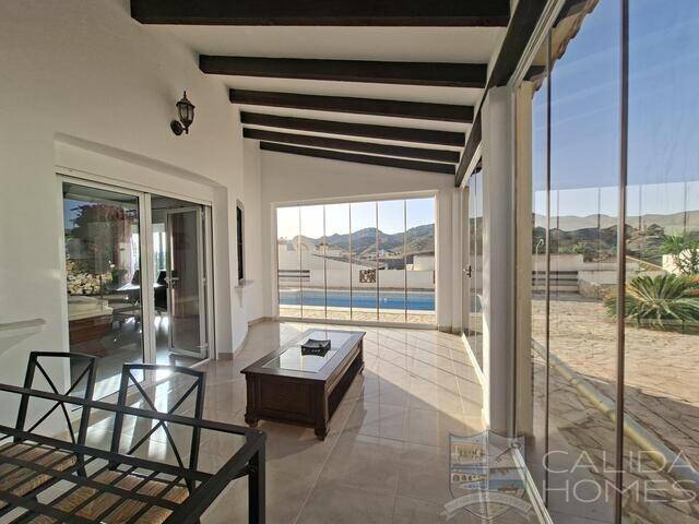 Villa Sierra: Villa for Sale in Arboleas, Almería Villa Sierra: Villa for Sale in Arboleas, Almería