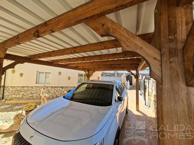 Casa de Zeus: Villa for Sale in Arboleas, Almería