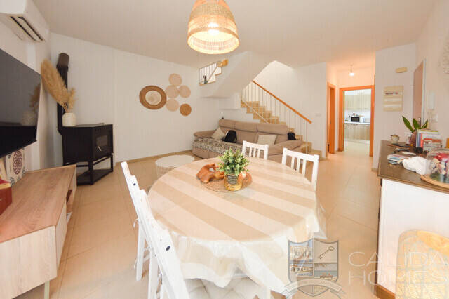 Duplex Bueno: Town house for Sale in La Alfoquia, Almería