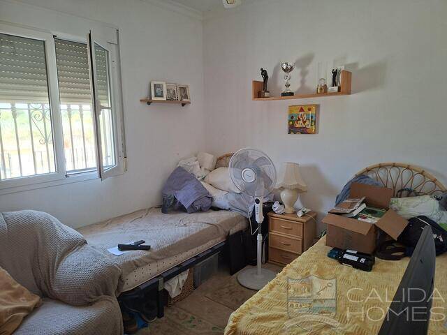 Villa Limon: Villa for Sale in Partaloa, Almería