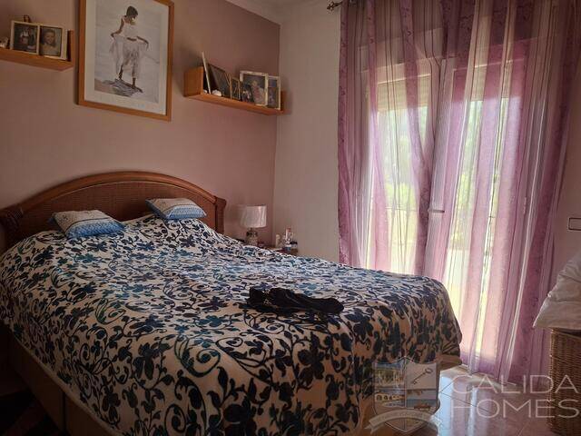 Villa Limon: Villa for Sale in Partaloa, Almería