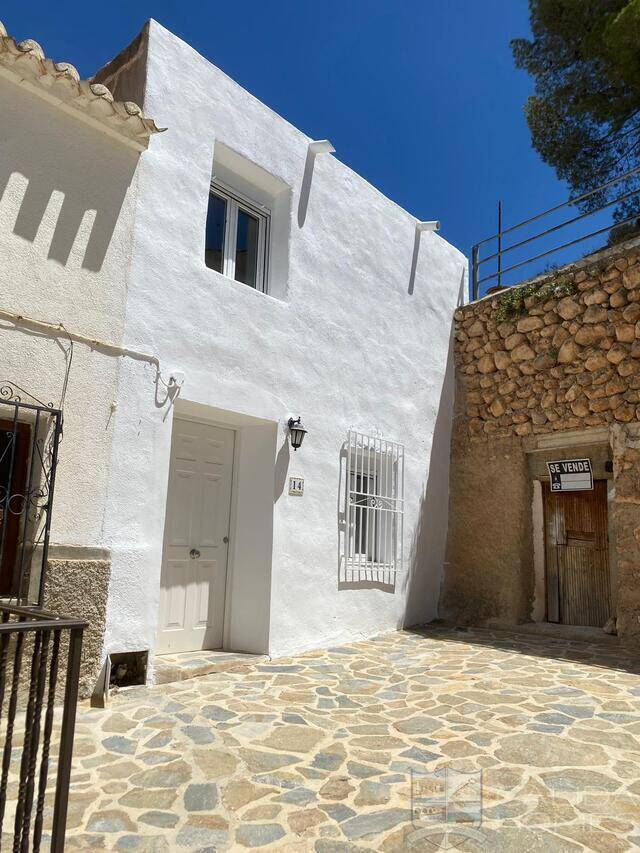 Casa Cove: Town house for Sale in Oria, Almería Casa Cove: Town house for Sale in Oria, Almería