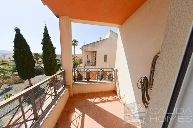 Duplex Pueblo: Town house for Sale in Zurgena, Almería