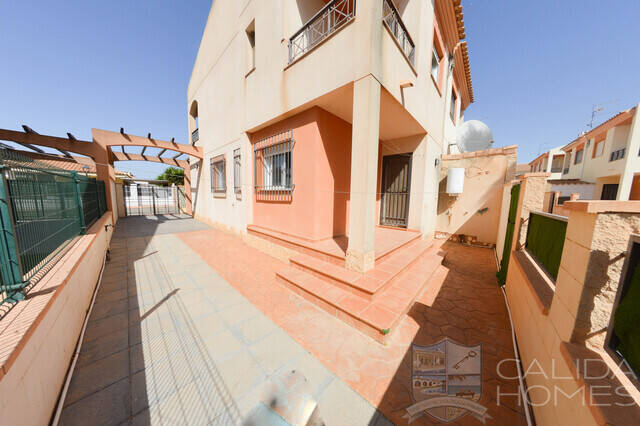 Duplex Pueblo: Town house for Sale in Zurgena, Almería