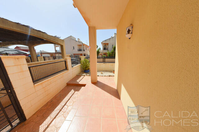 Duplex Esquina: Town house for Sale in Zurgena, Almería