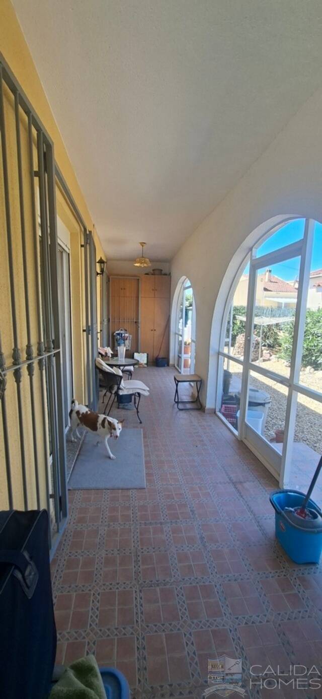 Villa Rosalia: Villa for Sale in Arboleas, Almería Villa Rosalia: Villa for Sale in Arboleas, Almería
