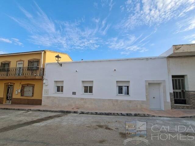 Casa Surprisa: Town house for Sale in La Alfoquia, Almería