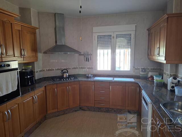 Villa Los Keron: Villa for Sale in Arboleas, Almería Villa Los Keron: Villa for Sale in Arboleas, Almería