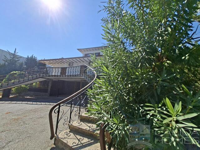 Villa Peral: Villa for Sale in La Estacion (Escullar), Almería Villa Peral: Villa for Sale in La Estacion (Escullar), Almería