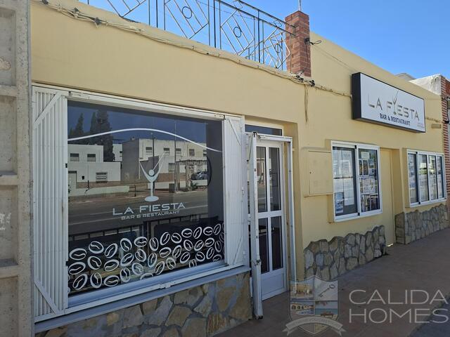 La Fiesta: Villa for Sale in Arboleas, Almería La Fiesta: Villa for Sale in Arboleas, Almería