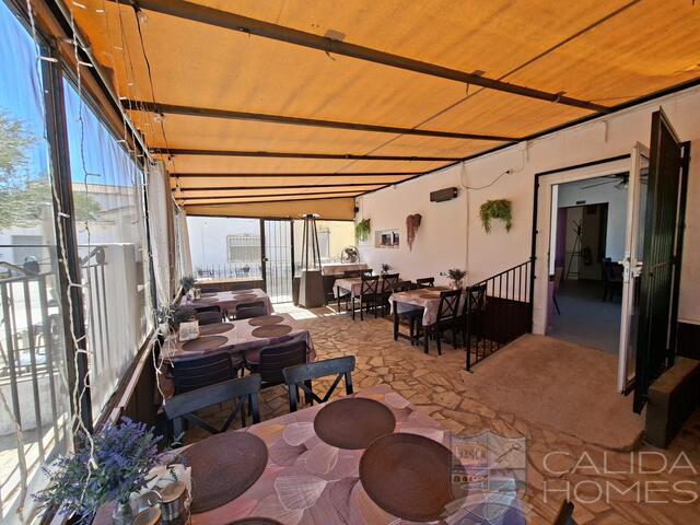 La Fiesta: Villa for Sale in Arboleas, Almería La Fiesta: Villa for Sale in Arboleas, Almería