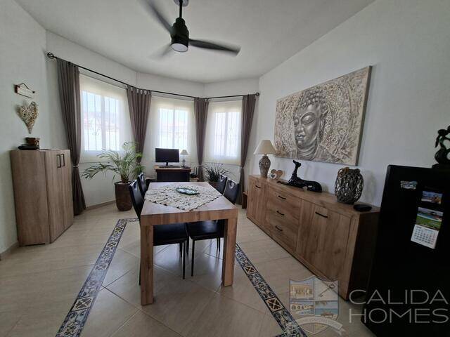 Villa Bodhi: Villa for Sale in Arboleas, Almería
