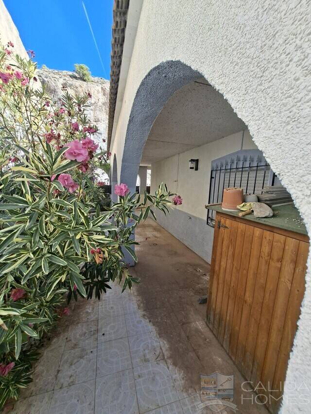 Casa Haven: Villa for Sale in Somontin, Almería Casa Haven: Villa for Sale in Somontin, Almería