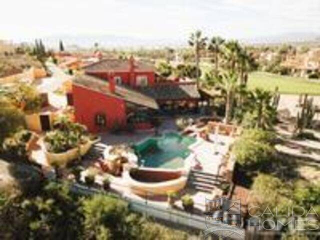 Villa Magnifica: Villa for Sale in Vera, Almería
